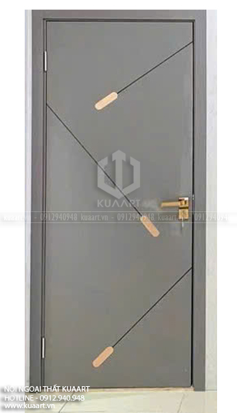 Hoàn Thiện Cửa Nhựa Composite Cao Cấp Mr Lân Tại Hạ Long, Quảng Ninh