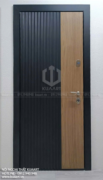 Hoàn Thiện Cửa Nhựa Composite Cao Cấp Mr Đăng Tại Hạ Long, Quảng Ninh